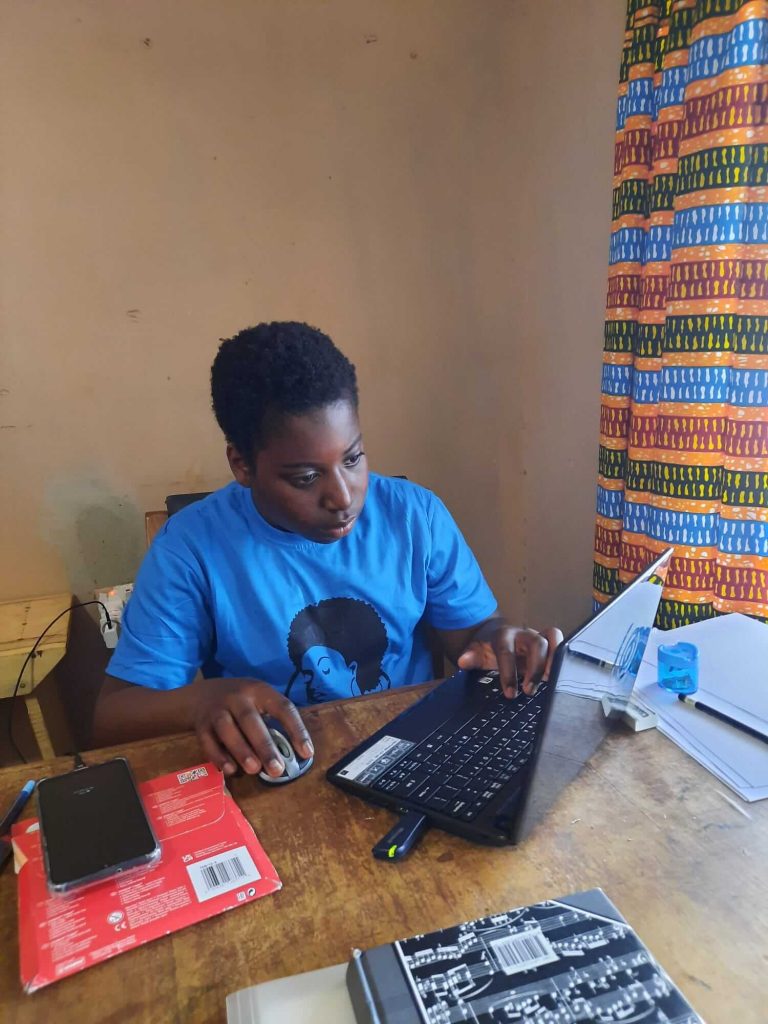 helping in Ghana as a volunteer